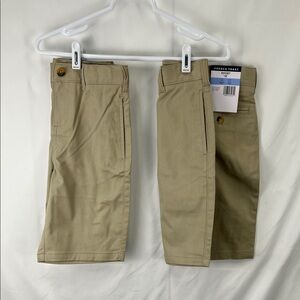 Boy’s Shorts - Khaki - NWT - 2 Pack - Kacki - Uniform - Size 10 - French Toast